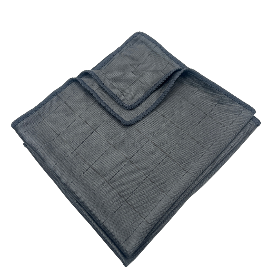 Lavetǎ microfibră pentru geamuri auto cu fibre de carbon